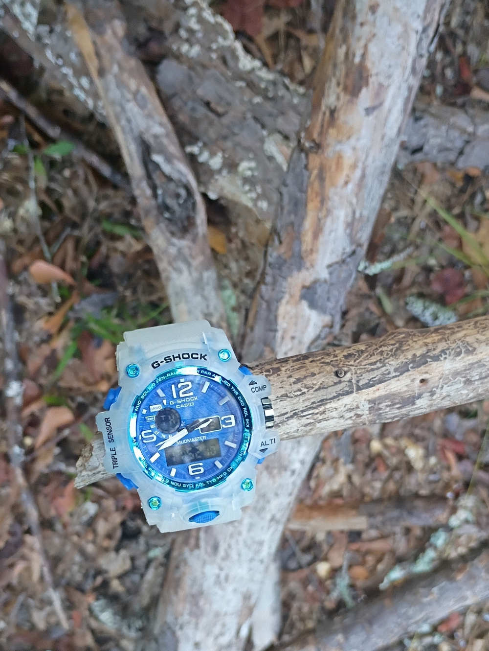 Blue Dial Frosted White Band Sport Watch-no Box